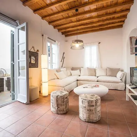 Mykonos Psarrou Villas For 18 People *